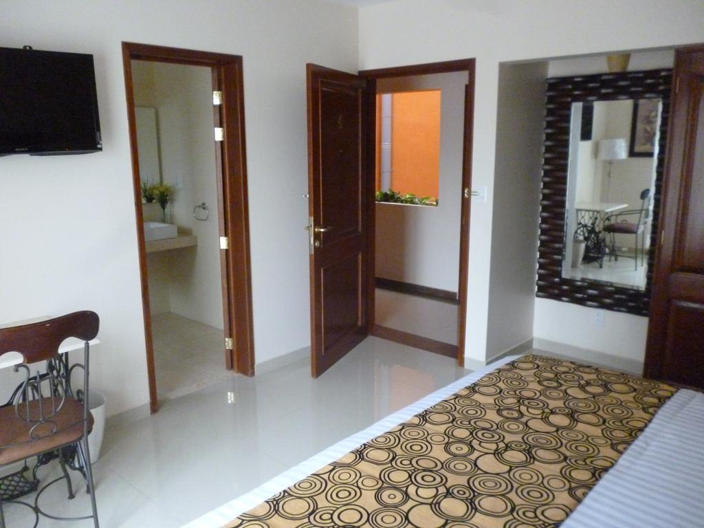 Quinta Roca Hotel Oaxaca Экстерьер фото